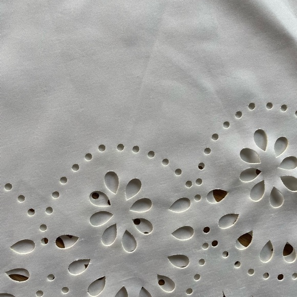 Spense white skirt - Picture 3 of 4